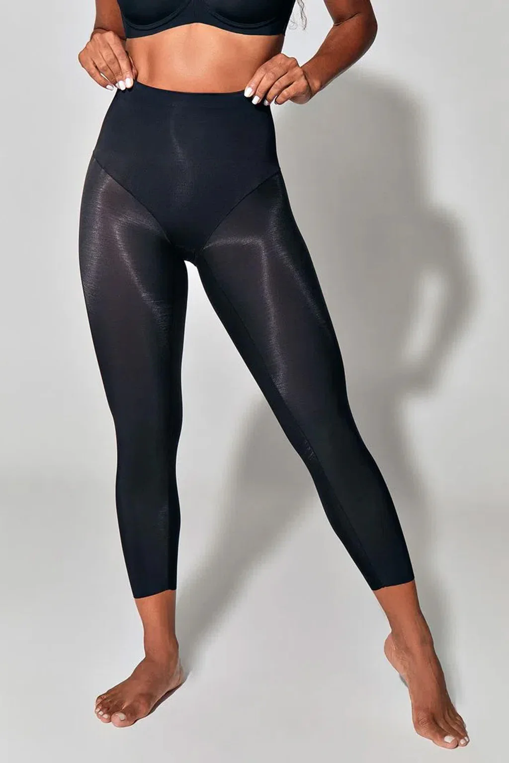 Seamless Super Abdomen Compression Body Shaping Capri - Image 7