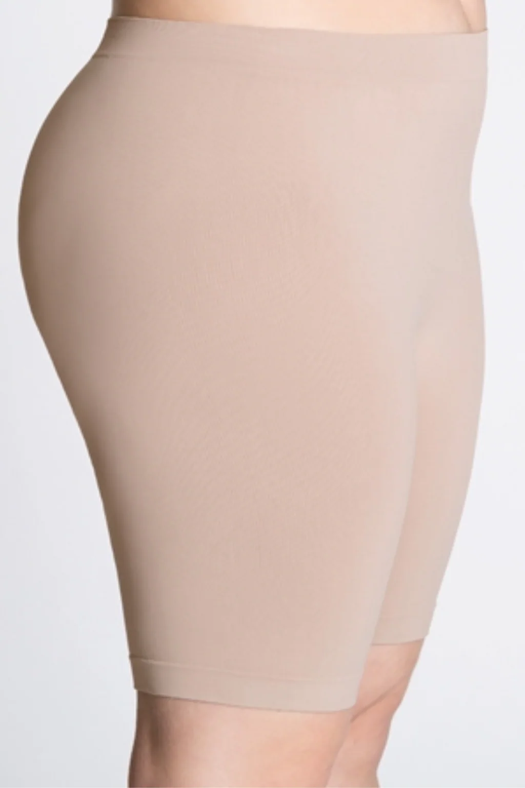 Seamless Thigh Shaping Plus Size Daily Short - Image 6